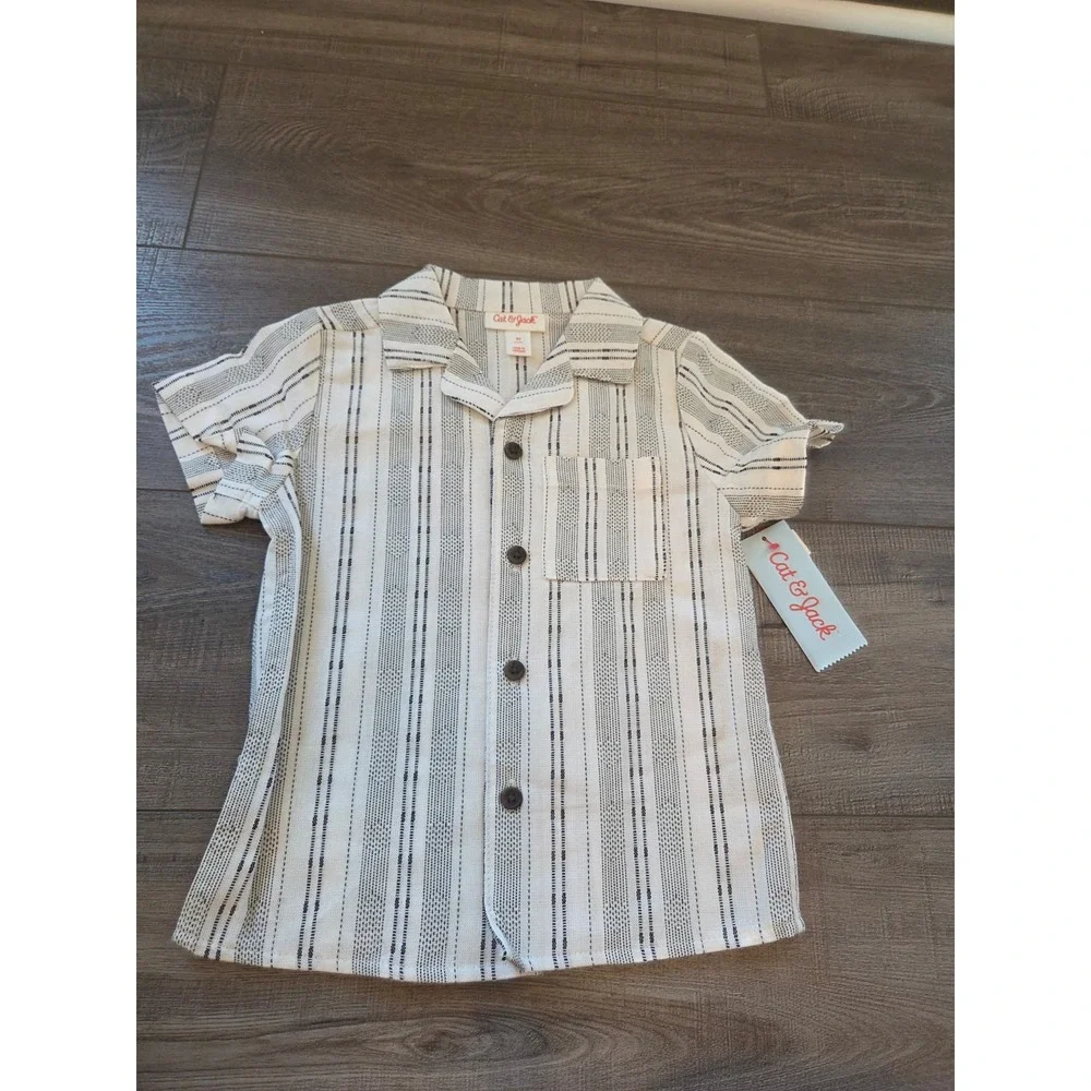Cat and jack toddler‎ boy top 2t
